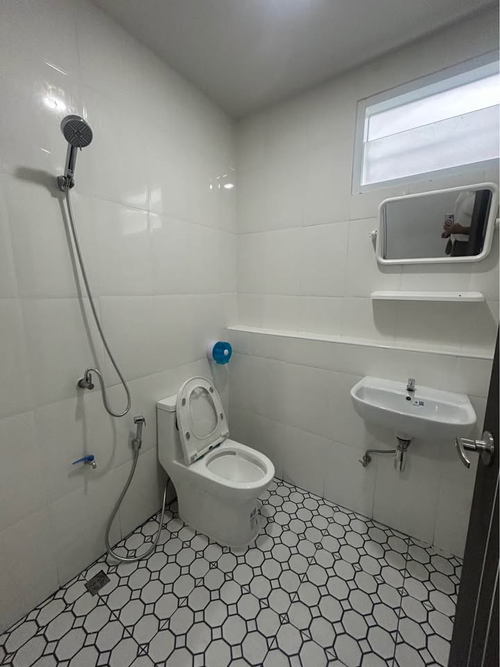 New 2-bedroom house for rent in Samkong near Bangkok Hospital – photo 3