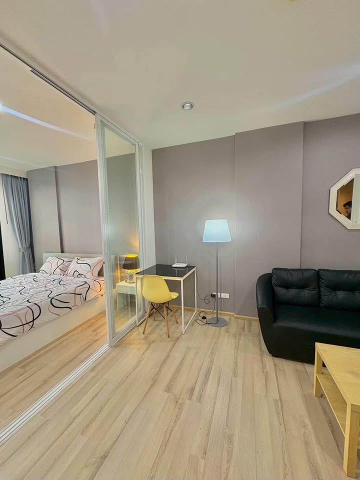 1-bed condo for rent at The Base Uptown, Building C – photo 7