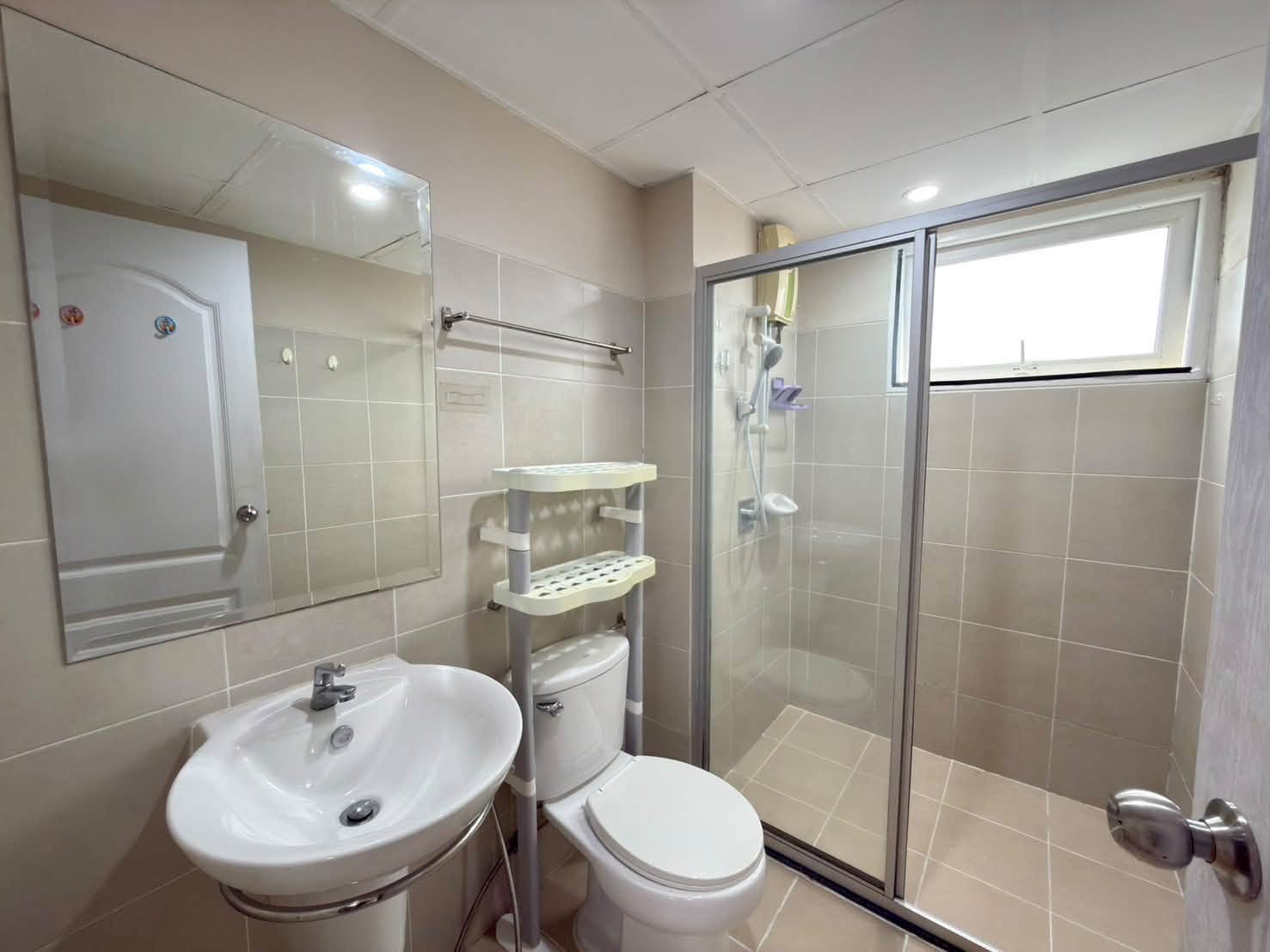 Studio condo for rent at Supalai Downtown, Phuket Town – photo 6