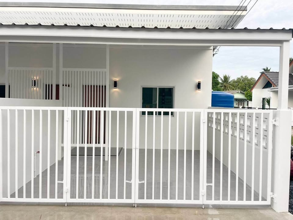 Renovated semi-detached house by the sea in Mai Khao – photo 4