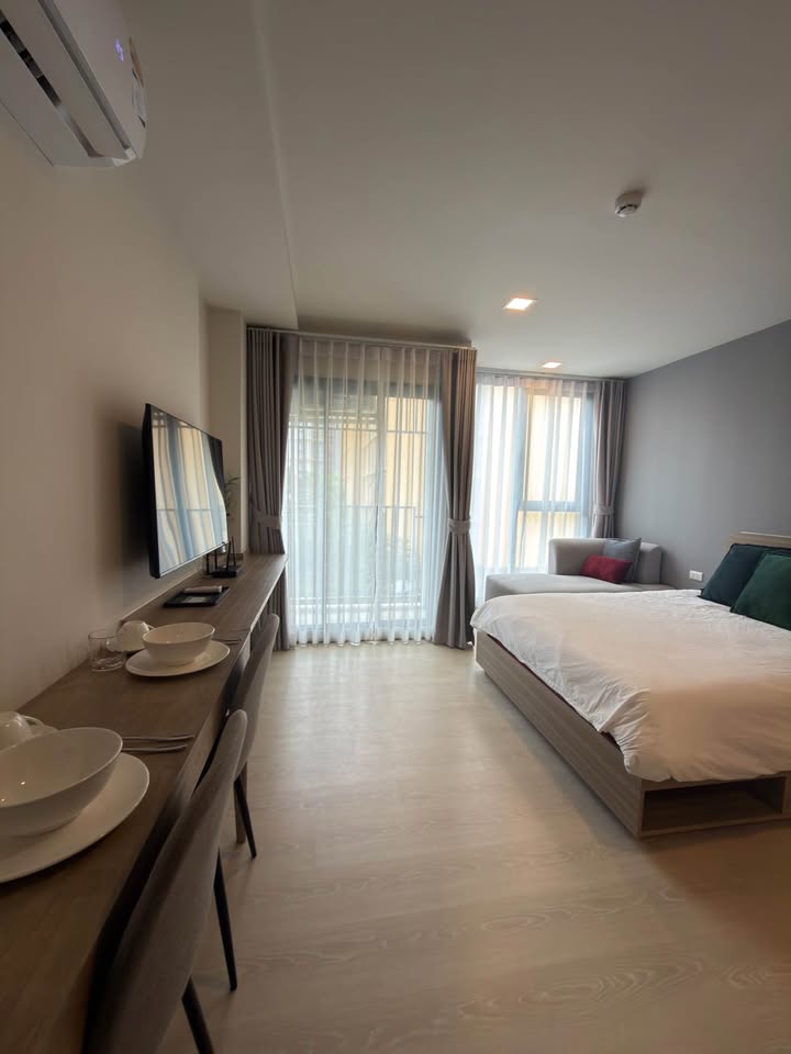 Pool view studio for rent at The Base Rise – รูปที่ 3