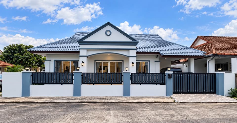 Corner 3-bed detached house for sale at Panason Park Ville 3