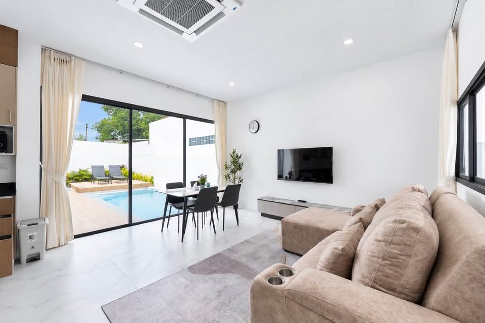 Brand-new 3-bedroom private pool villa for rent in Chalong – photo 6