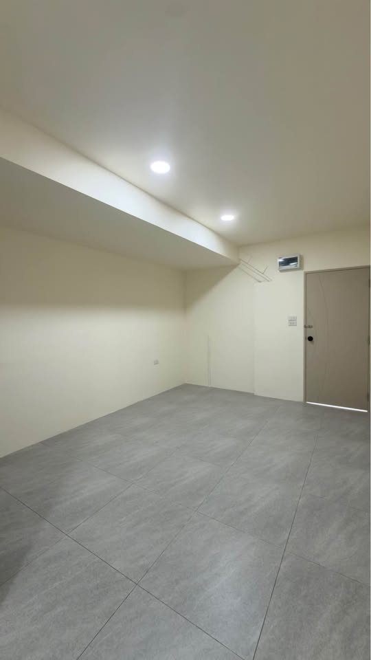 Brand-new unfurnished rental room in quiet Kata area – photo 5