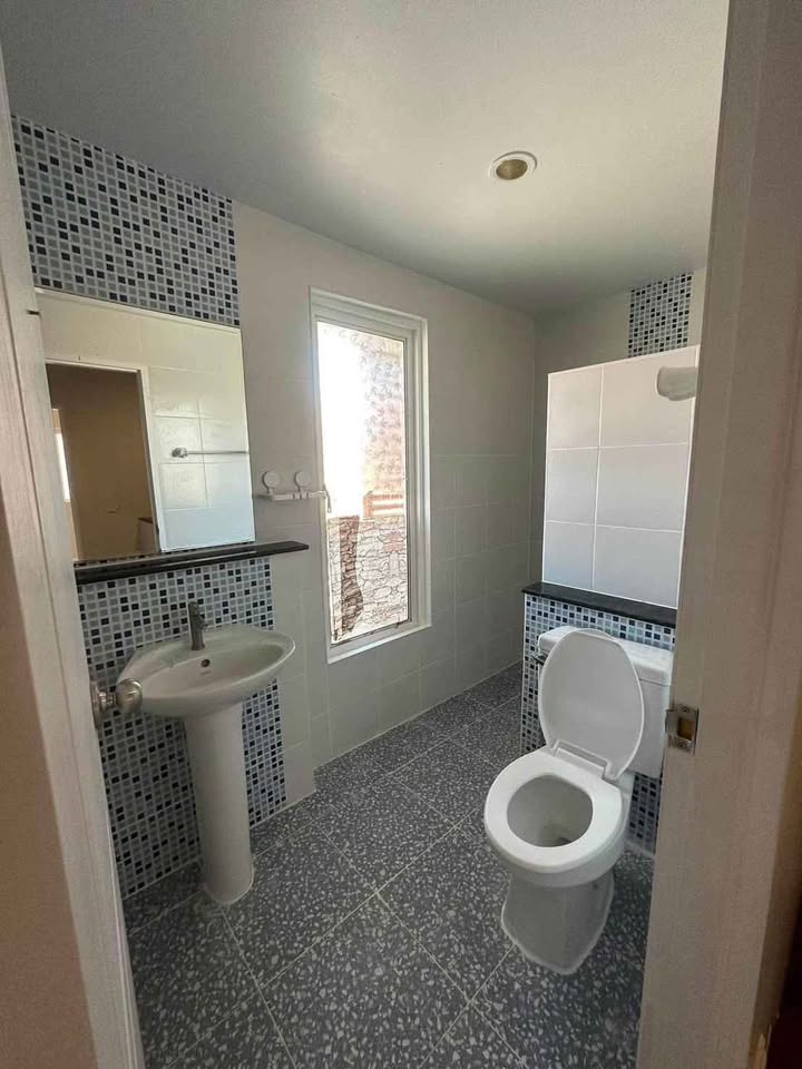4-bed corner townhouse for sale at iLive Town 1, Anusawari – photo 9