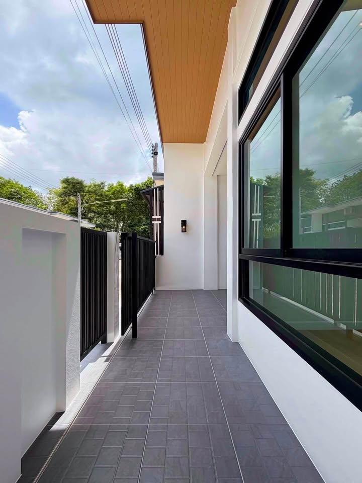 Renovated 2-bed house near Robinson Lifestyle Thalang – photo 4