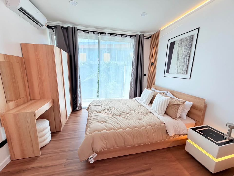 Renovated furnished condo for sale at The Best Point, Ao Makham – photo 3