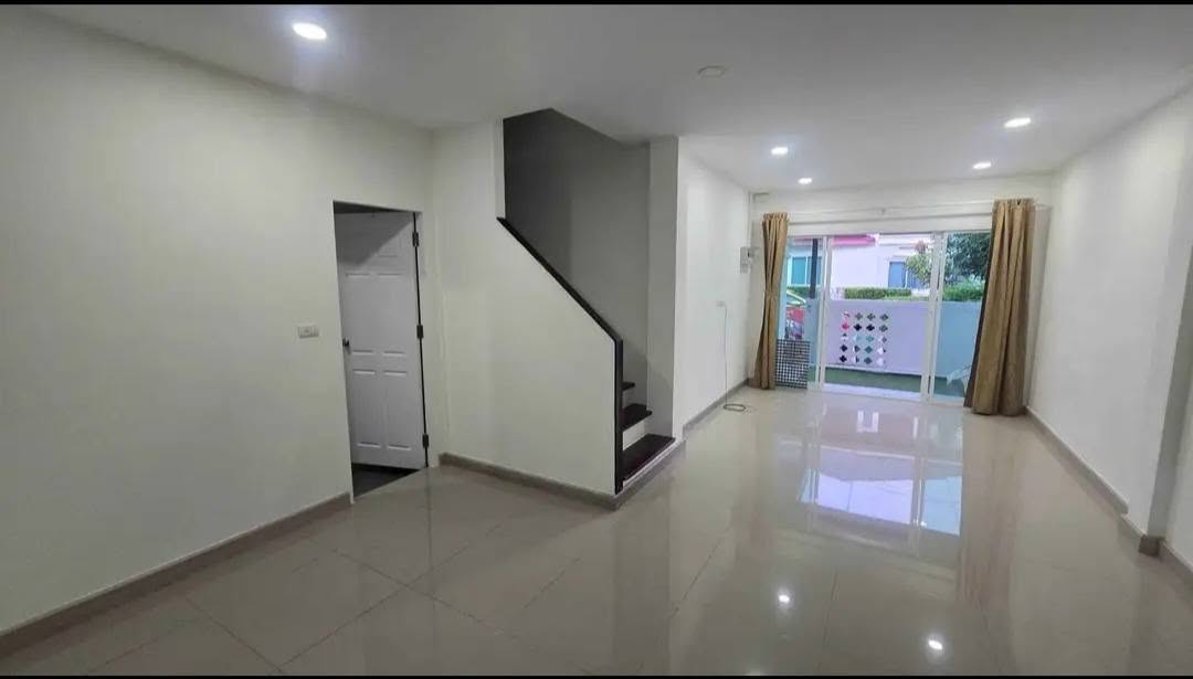 3-bedroom 2-storey townhouse for rent at Chanakan, Chalong – photo 4