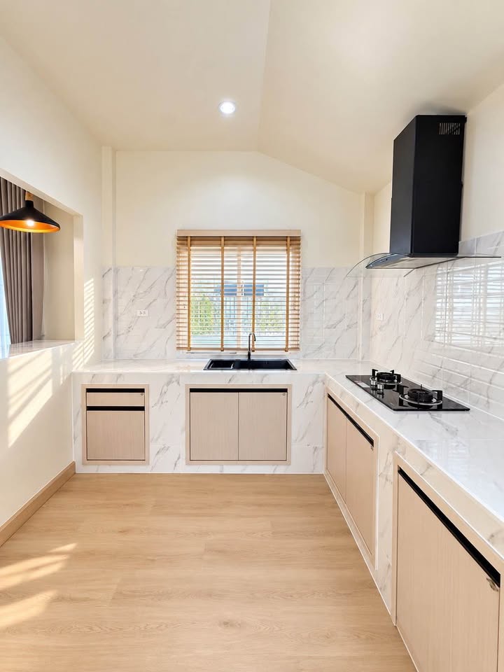 Fully renovated 2-bedroom house for sale at Sinsuk Thani Village – photo 5
