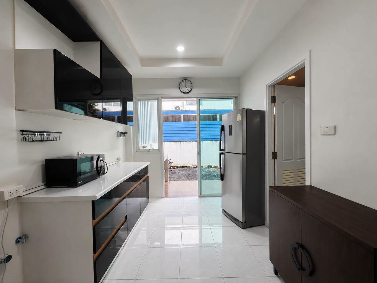 Furnished 2-bedroom townhome for rent at Golden Ville 5, Kathu – photo 7