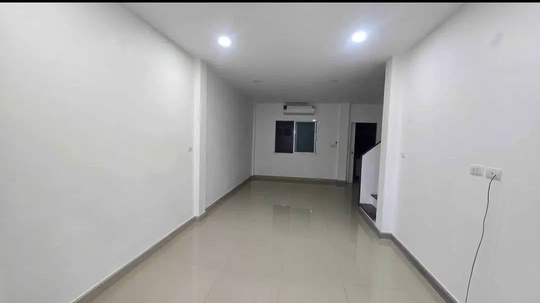 3-bedroom 2-storey townhouse for rent at Chanakan, Chalong – photo 2