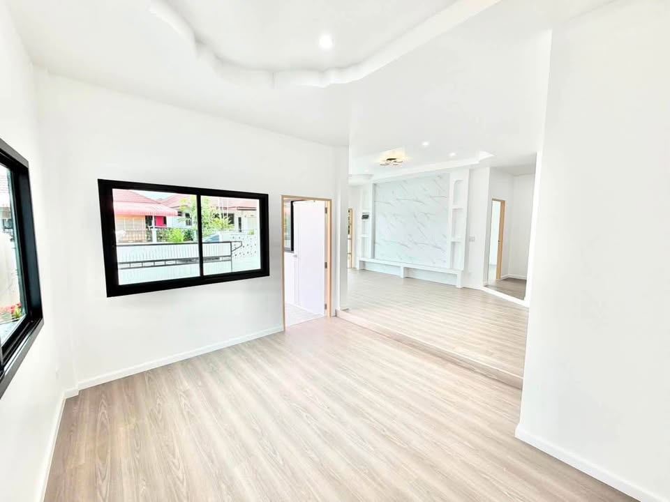 Renovated 3-bed detached house at Udomsuk Village, Pa Khlok – photo 6