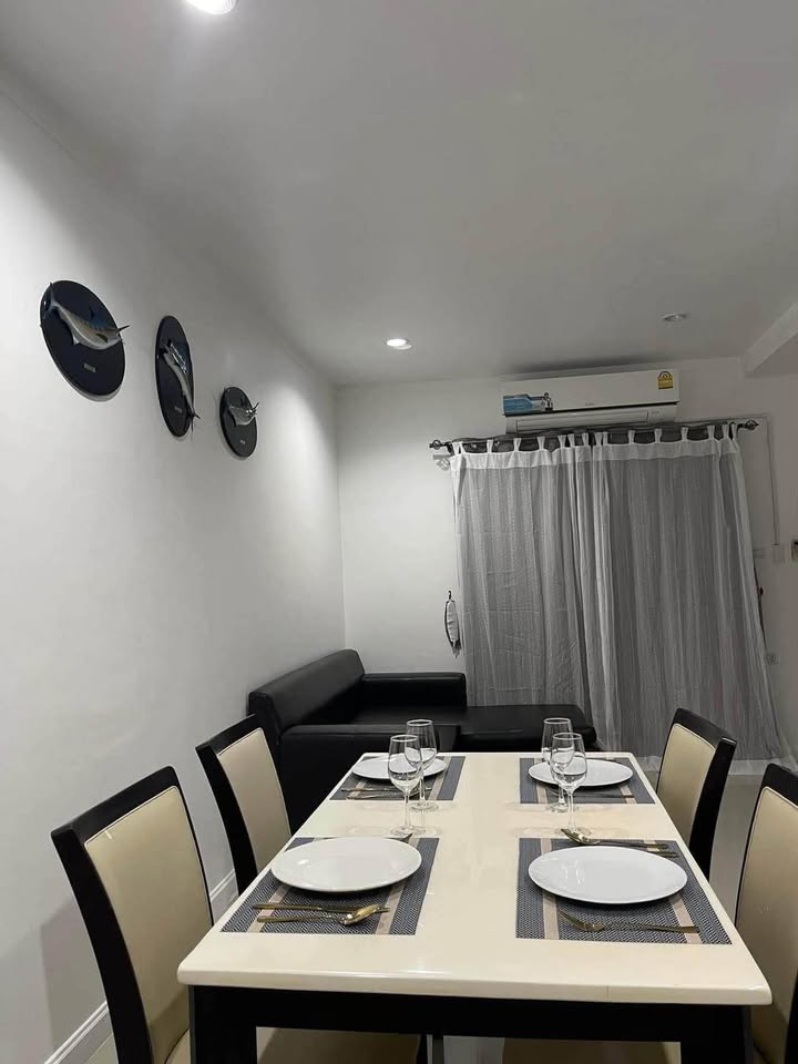 Furnished 4-bedroom townhouse for rent in Thalang near Heroines Monument – รูปที่ 2