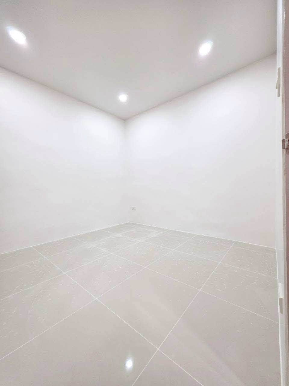 Renovated 2-Bed House for Sale at Irawadee Village, Bo Rae, Wichit – photo 7