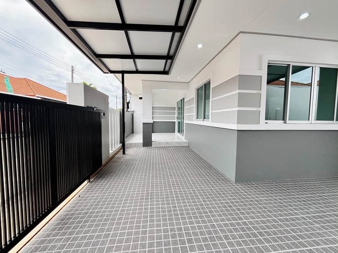 Renovated single-storey semi-detached house in Thalang – photo 2