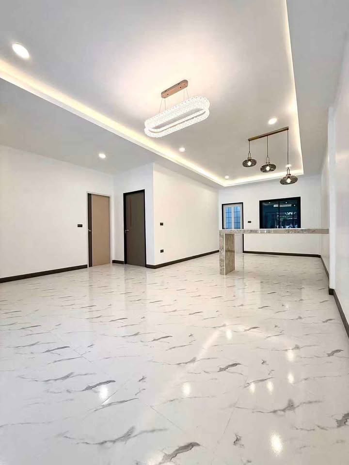 Fully renovated single-storey twin house for sale in Jomthong Maneekram, Thanon Khwang – photo 2