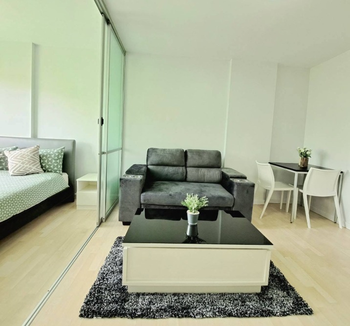 Furnished condo with mountain view at D Condo Kathu-Patong – photo 7