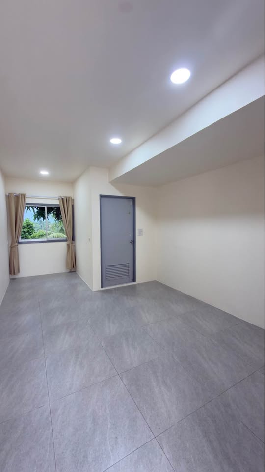 Brand-new unfurnished rental room in quiet Kata area – photo 4