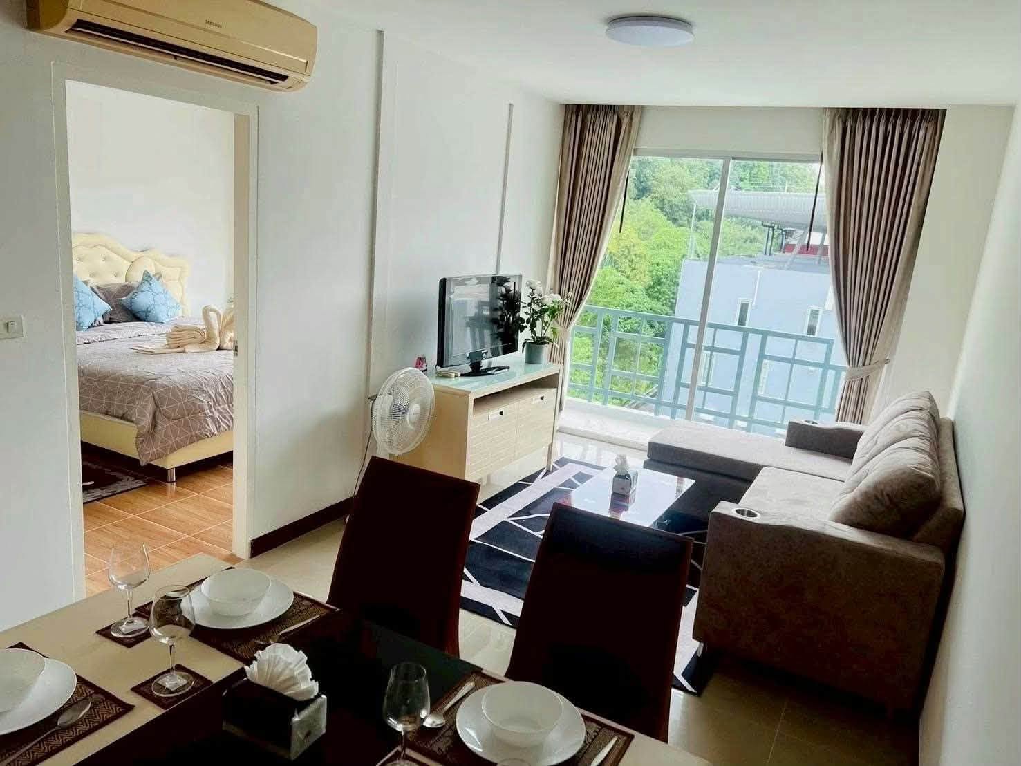 1-bed condo with jacuzzi tub for rent at The Point Phuket – photo 4