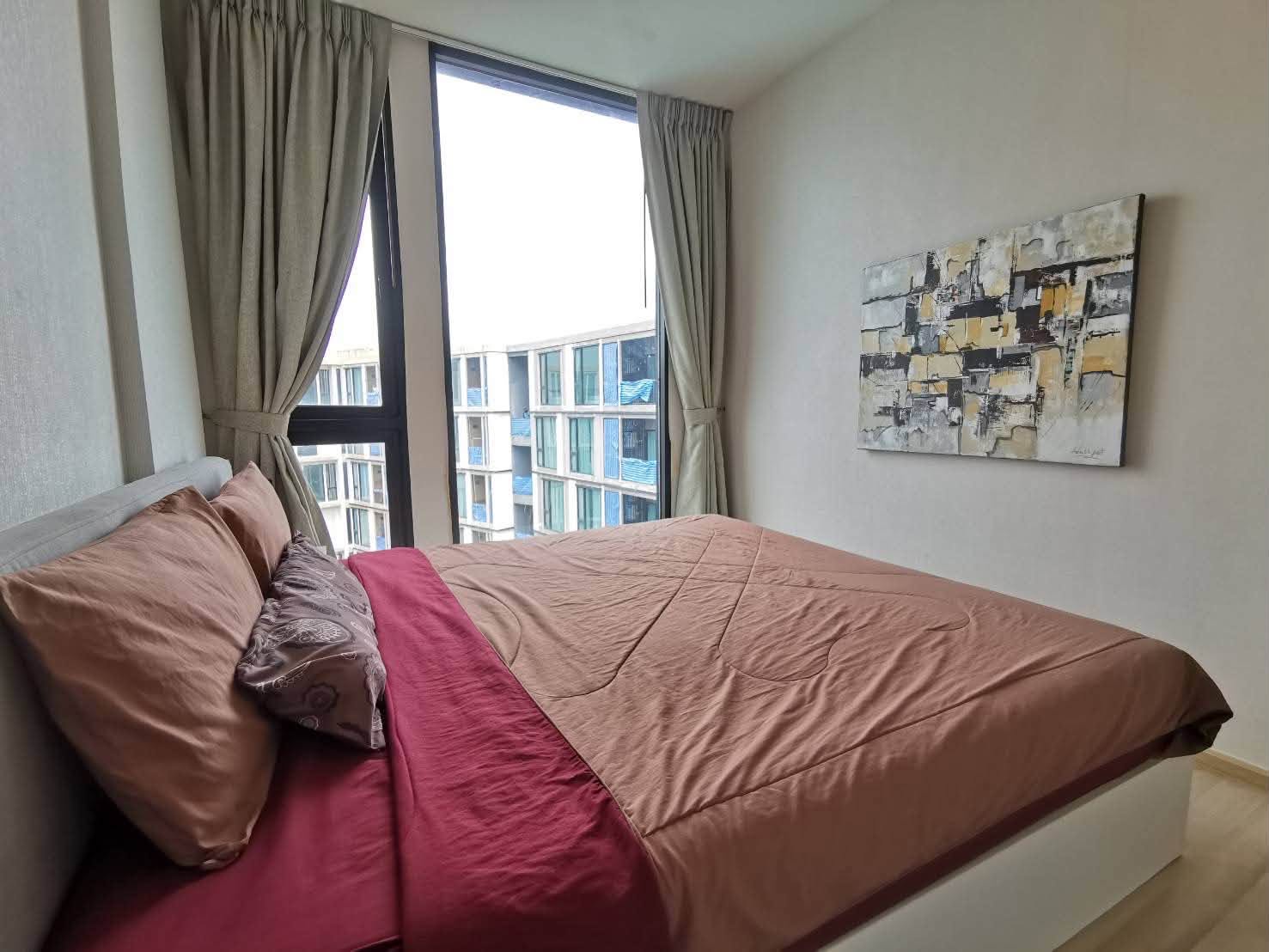 1-bed condo for rent at The Base Uptown – photo 1