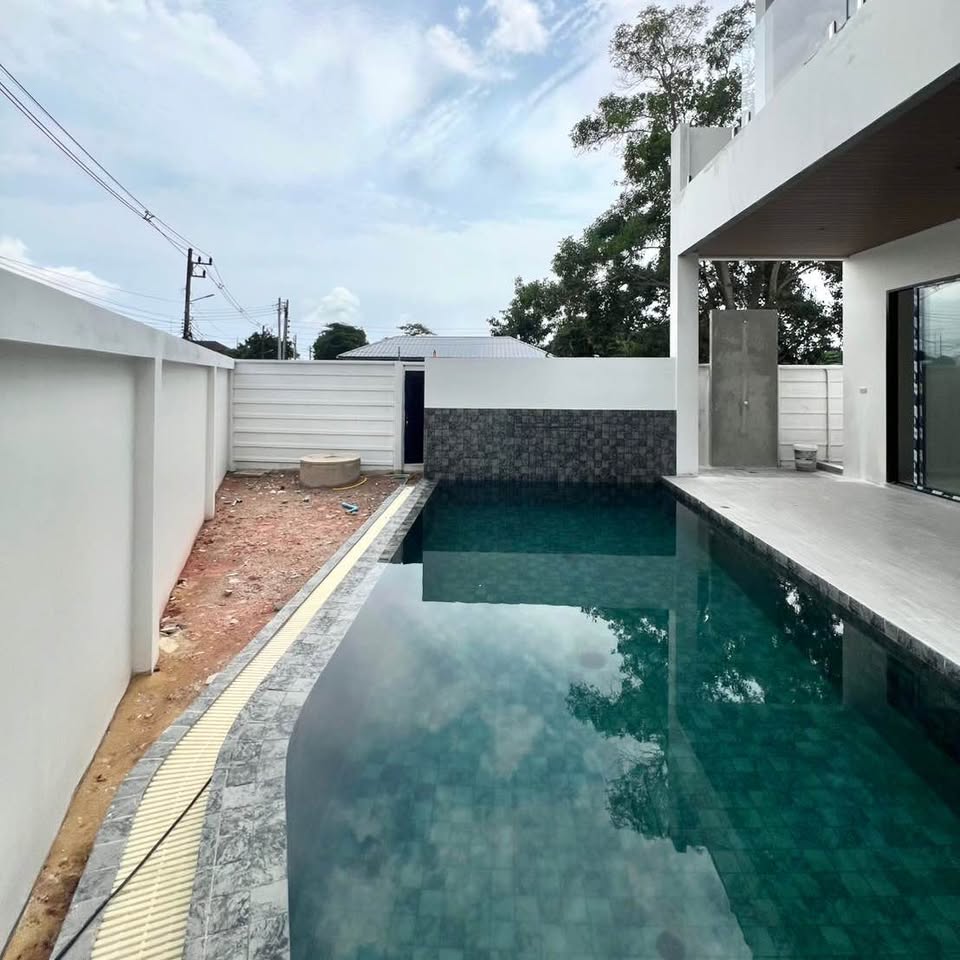 4-bedroom private pool villa in Chalong – photo 8