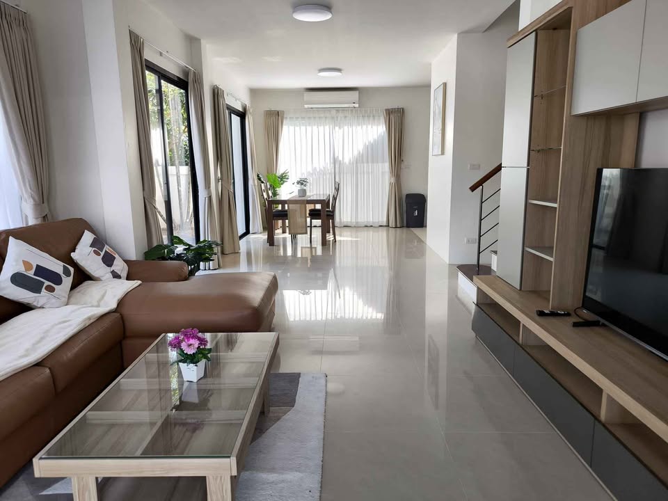 Furnished 3-bedroom lake view house near British International School – photo 2