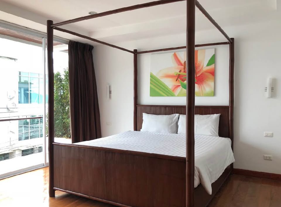 Furnished 3-bedroom duplex for rent in Nai Harn – photo 10