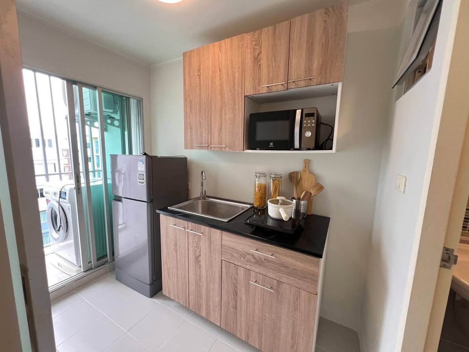 Furnished pool-view condo for rent at D Condo Kathu – photo 4