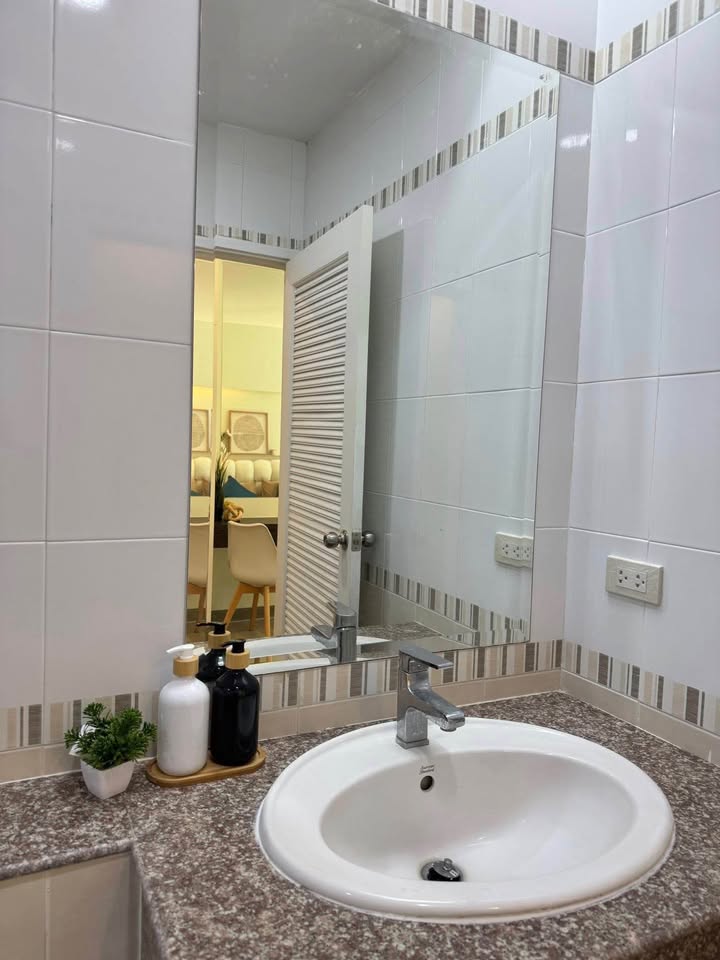 Furnished Studio Condo for Rent at The Green Places, Rassada – photo 5