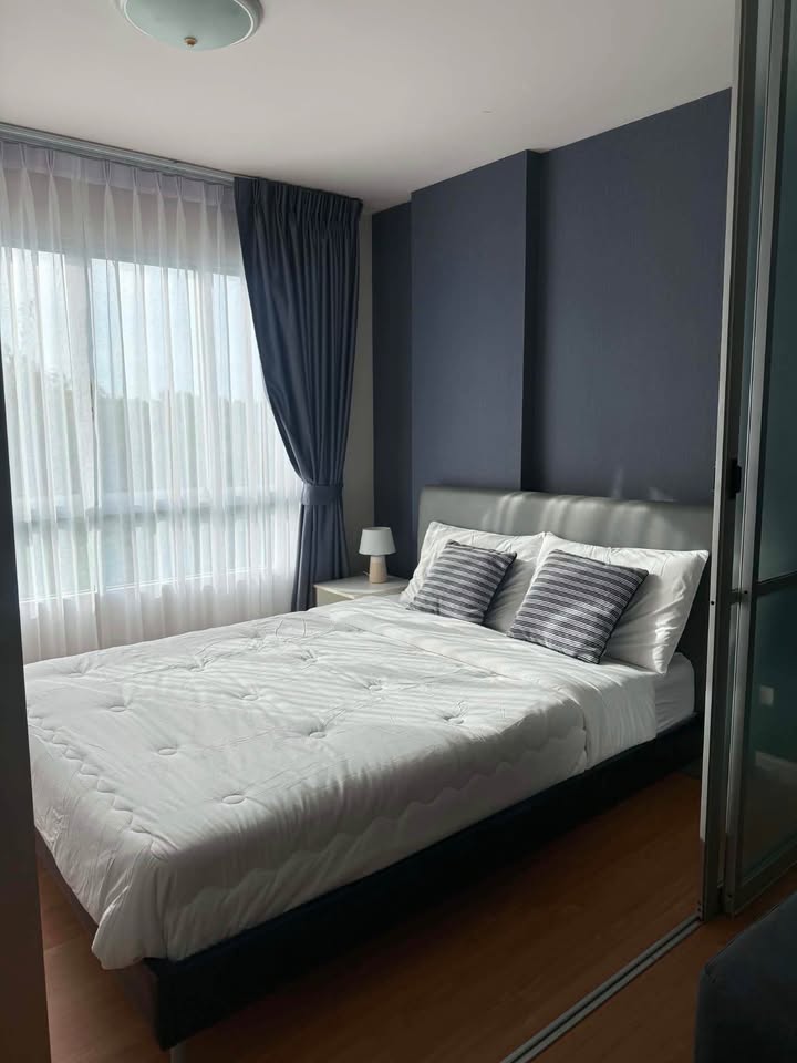 Furnished 1-bed lake view condo for rent at Dcondo Kathu
