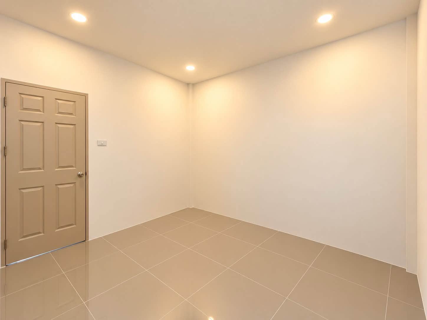 Renovated single-storey townhouse at Phetlada, Ban Khian – photo 10