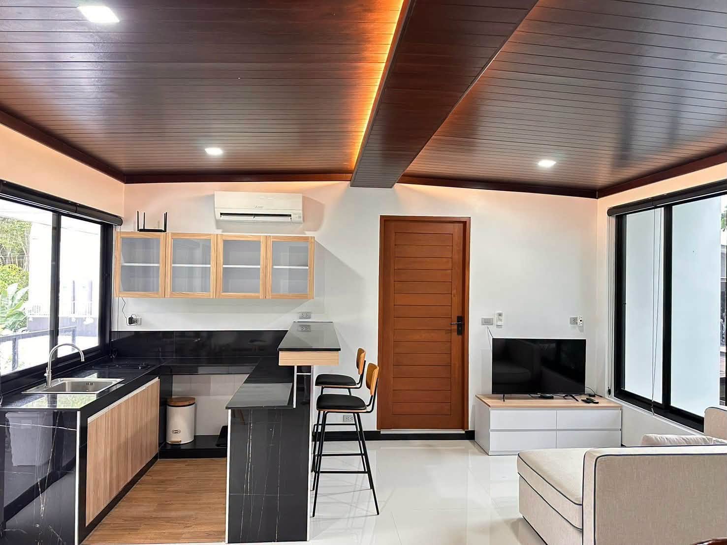 3-bedroom private pool villa in Thalang – photo 6