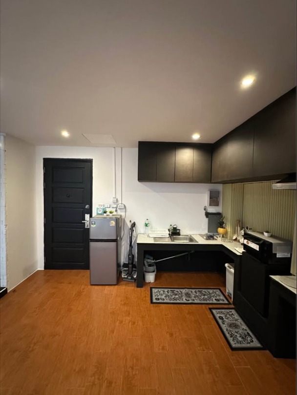 High-floor studio apartment with partial sea view in Patong – รูปที่ 8