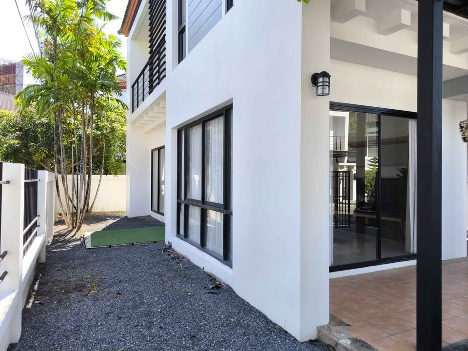 Furnished 3-bedroom lake view house near British International School – photo 9