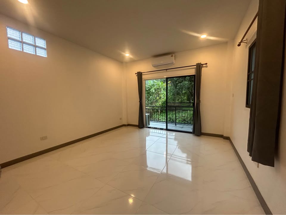 New 2-bedroom house for rent in Samkong near Bangkok Hospital – photo 5