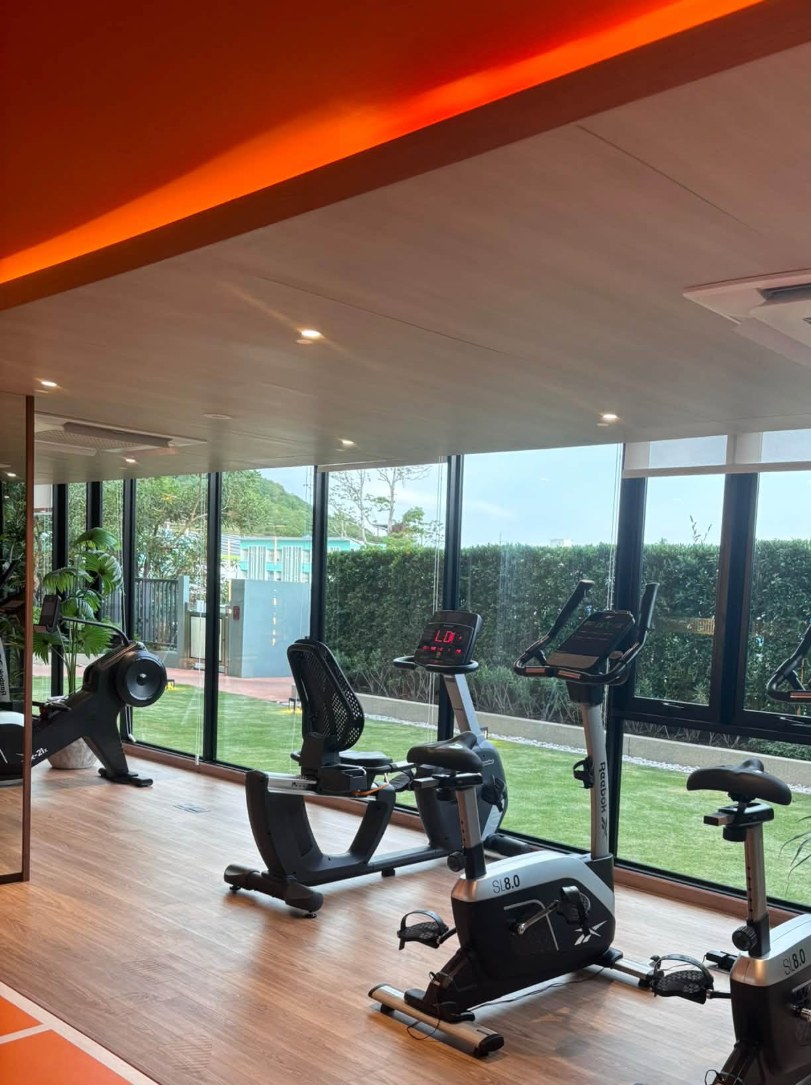Furnished studio condo for rent at The Base Bukit, Wichit – photo 10