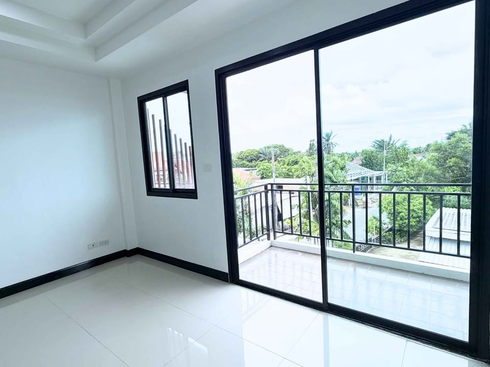 3-storey shophouse in Saiyuan, Rawai – รูปที่ 3