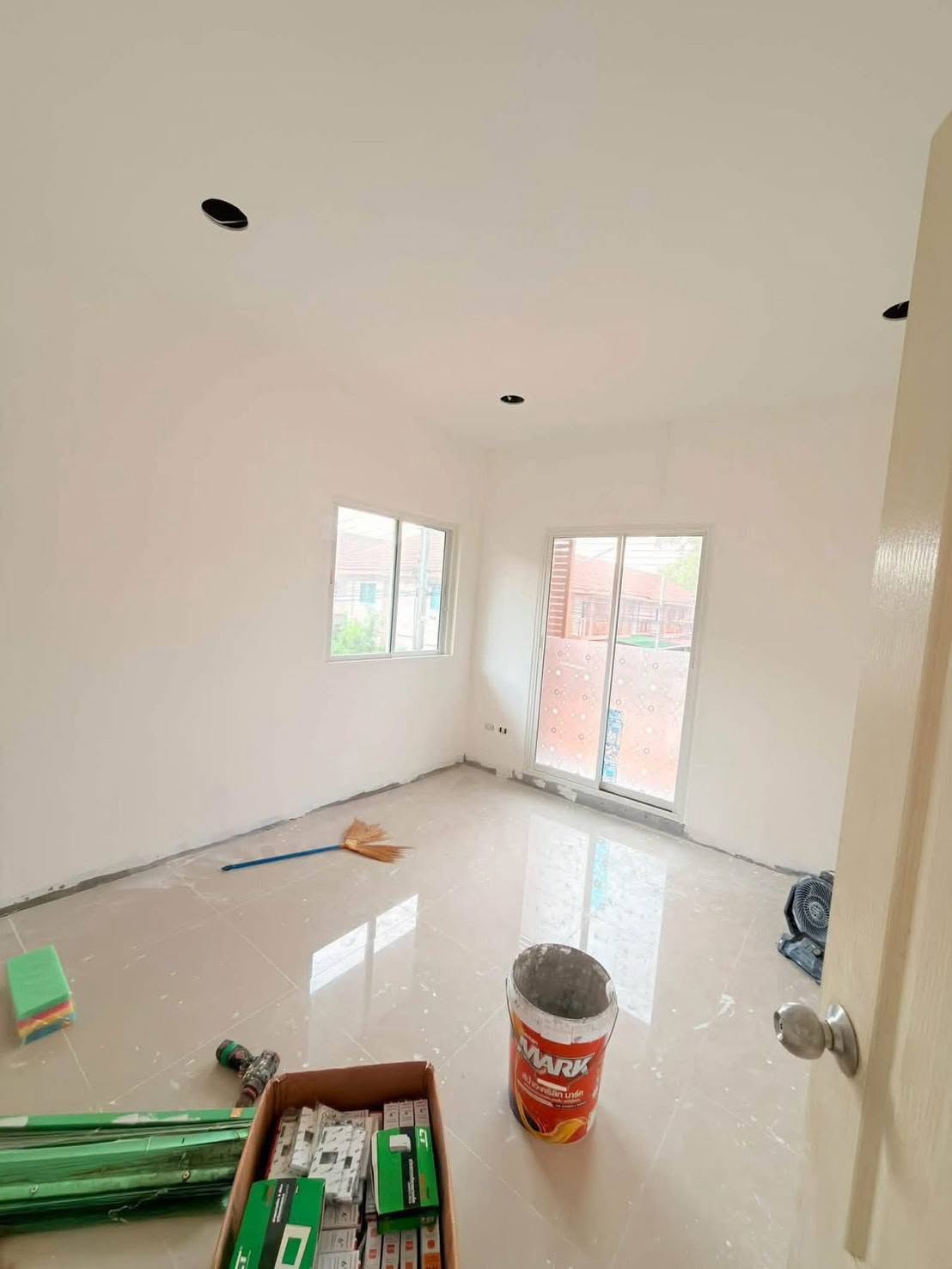 Corner 2-storey townhouse under renovation, I Leaf Town 2 – photo 9
