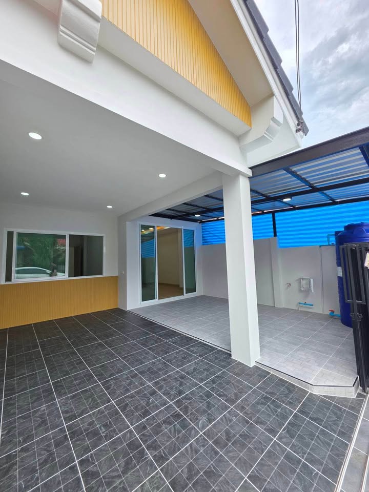 Renovated single-storey townhouse for sale at Dusit Buri, Sam Kong – รูปที่ 2
