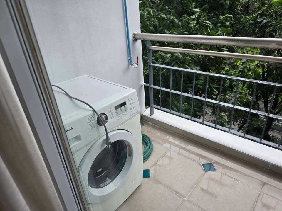 Furnished 1-bed condo for rent at Phanasorn Green Place – photo 9