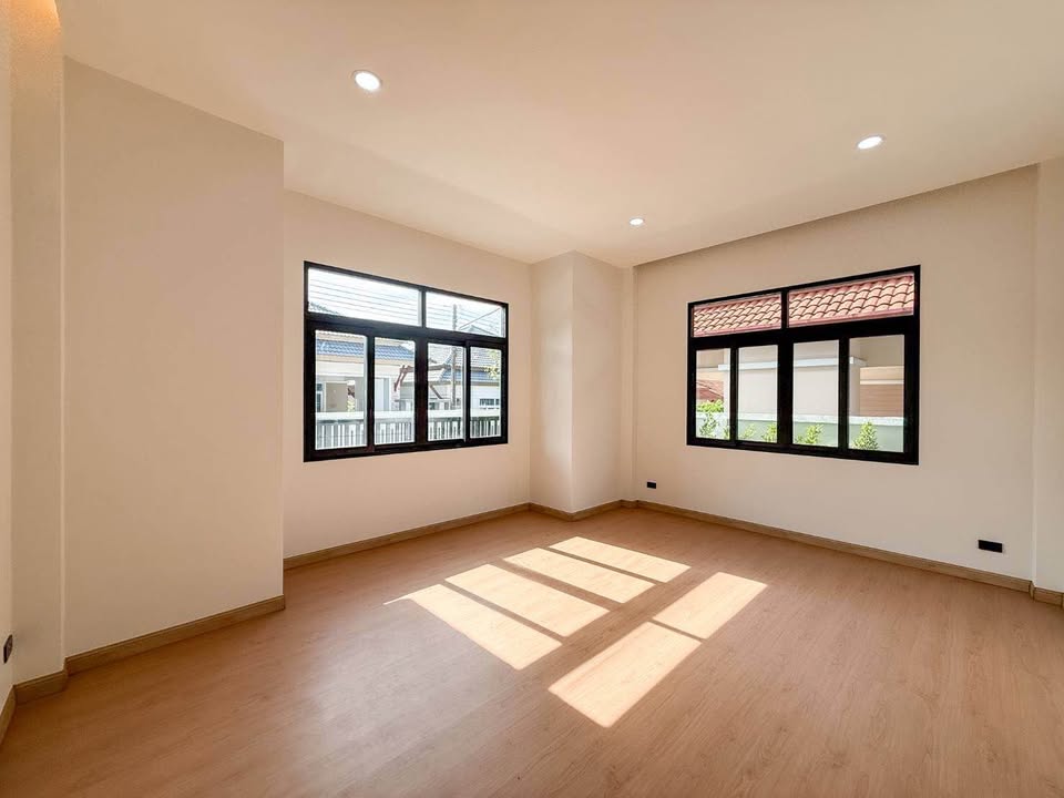 Renovated 3-Bed Single-Storey House for Sale at The Valley 2, Ma Nik – photo 6