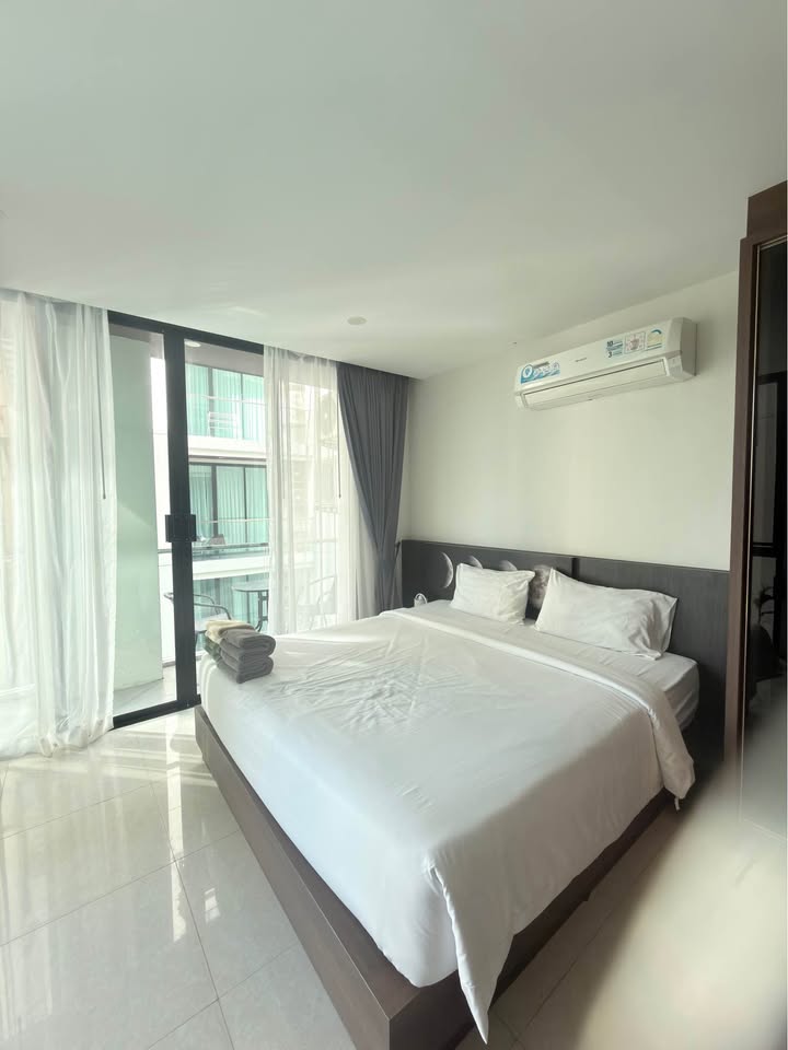 Furnished studio condo for rent in Patong – photo 5