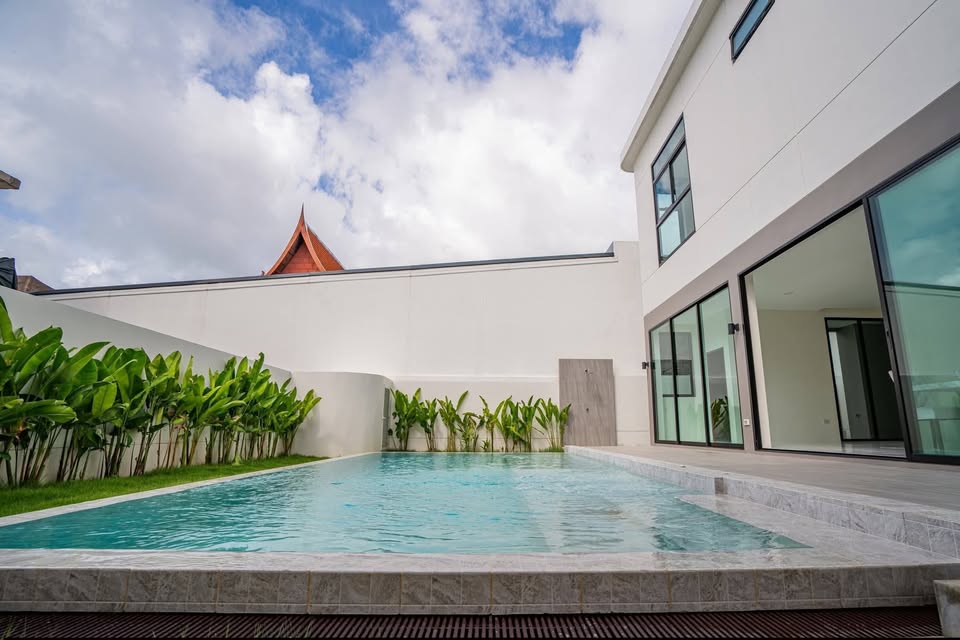 New 3-bedroom pool villa for sale in Maneekram Village, Chalong – photo 3