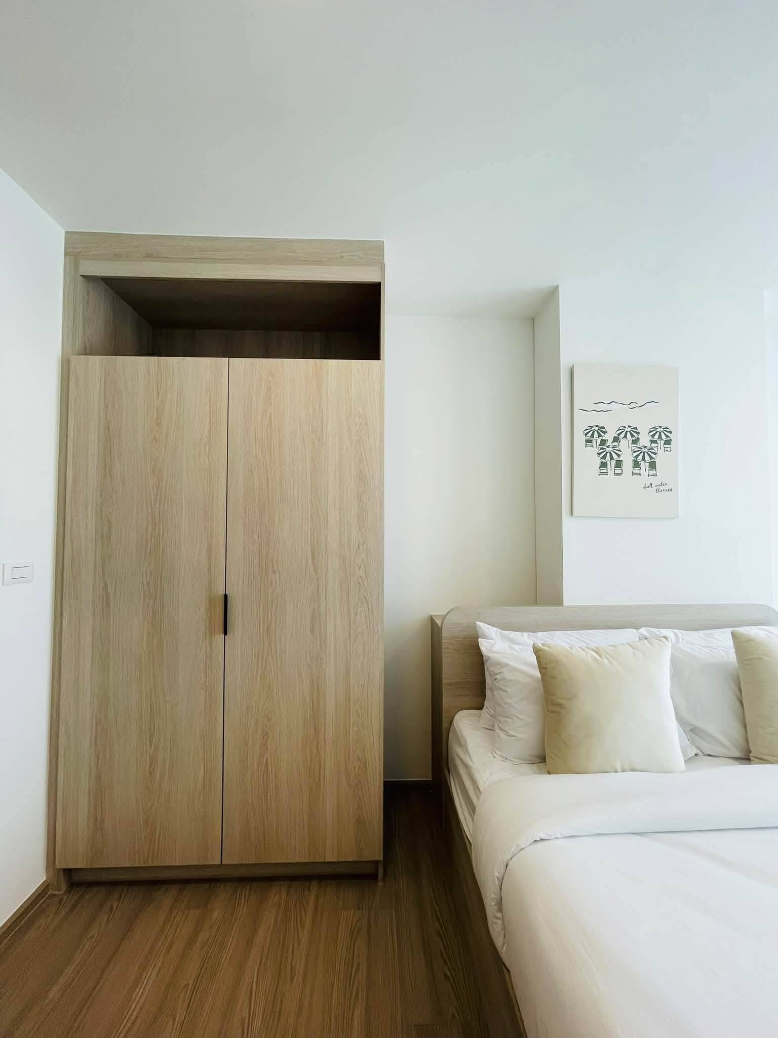 Corner 2-bedroom pool view condo for rent at The Base Bukit – photo 4