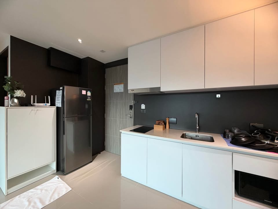 Pet-friendly furnished condo for rent at Utopia Central Phuket – photo 8