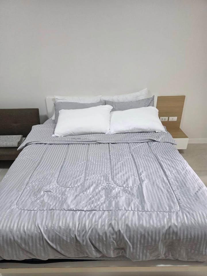 3rd-floor condo for rent at Supalai Park Downtown Phuket