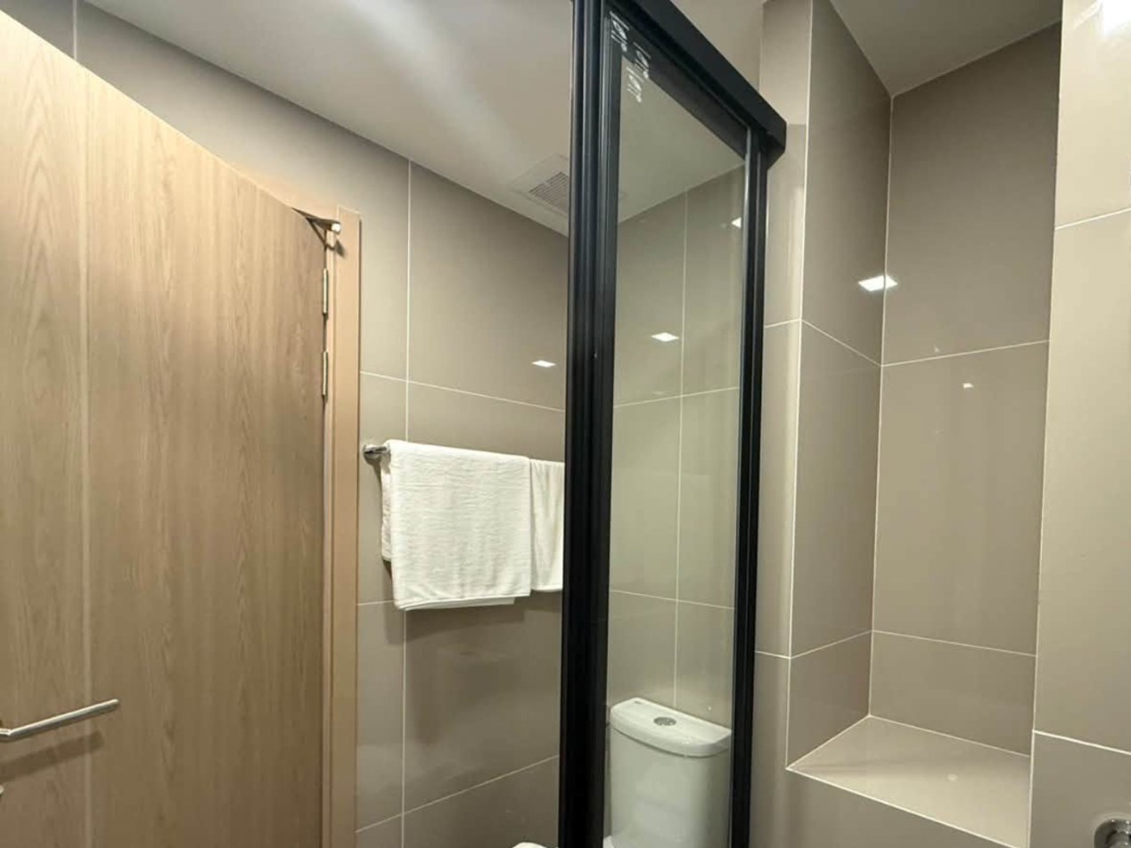 Furnished studio condo for rent at The Base Bukit, Wichit – photo 6