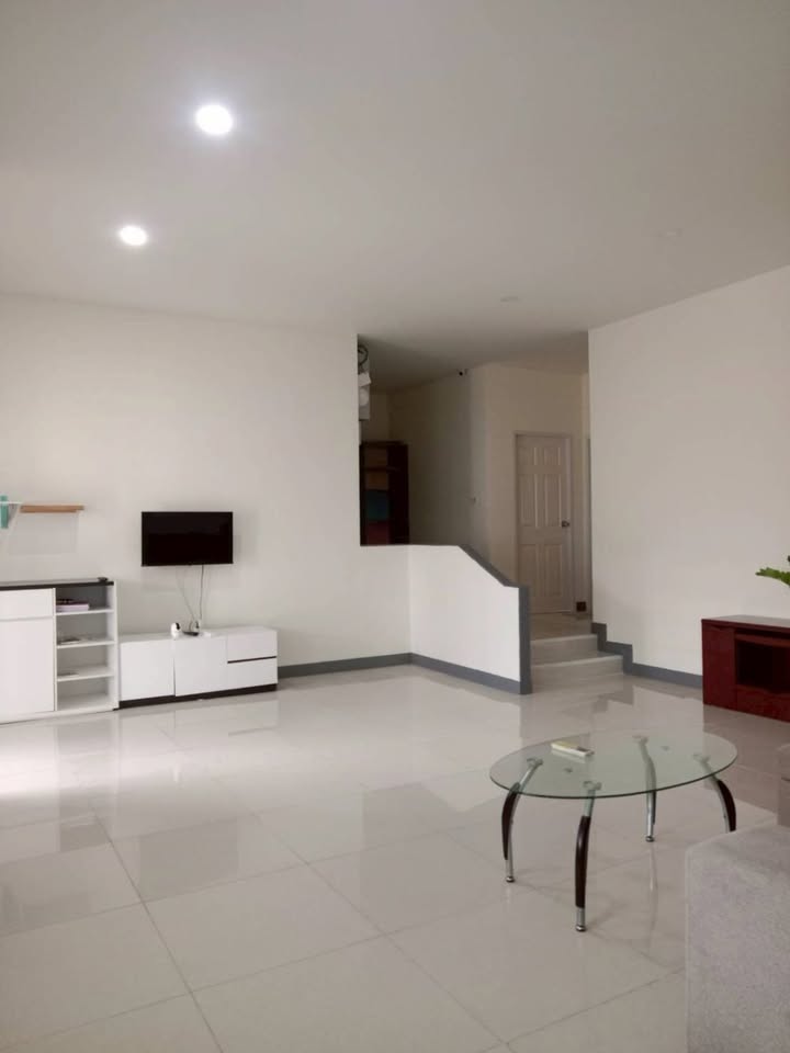 3-bed detached house with solar panels for rent in Wichit – รูปที่ 2