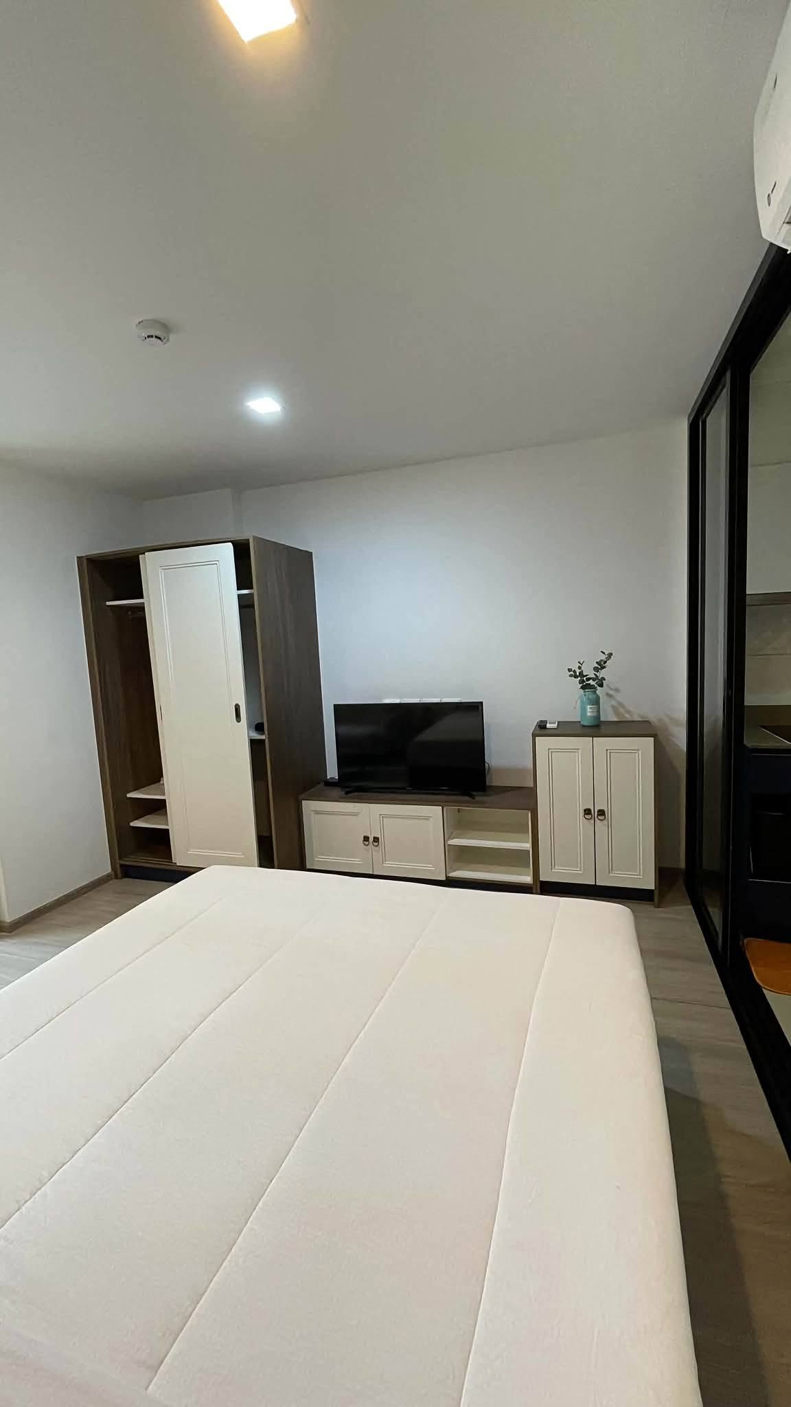 Pool view studio for rent at The Base Central Phuket – photo 6