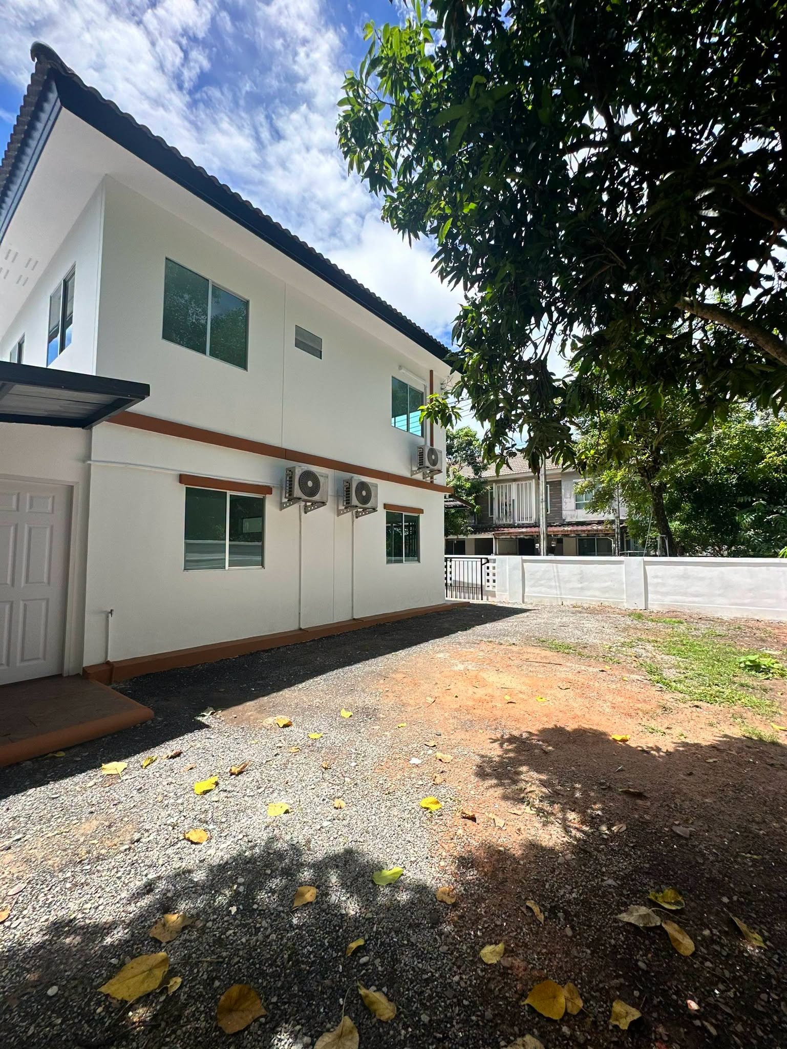 Renovated 2-storey townhouse on 40.9 sq.wah, Thalang - Ban Khian – photo 3